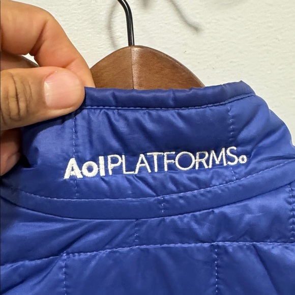 Patagonia®
W's Nano Puff® Vest - Picture 6 of 9